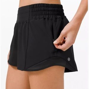 Black lululemon hotly hot shorts size 6